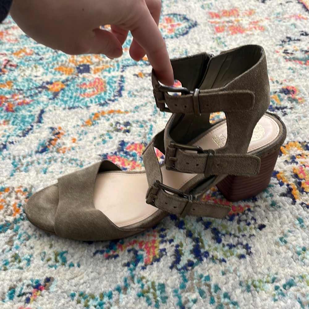 Vince Camuto Army Green Sandals
